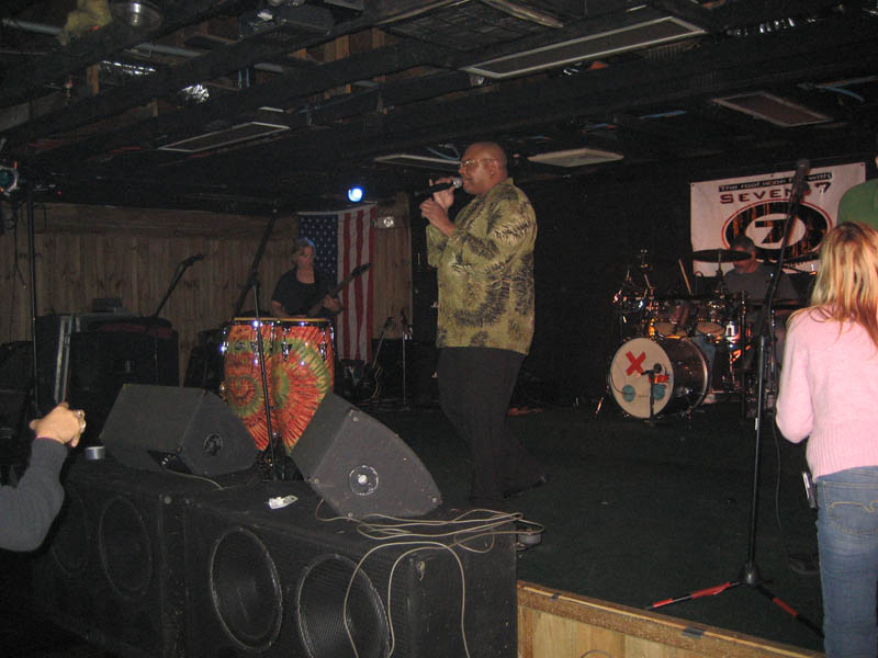 Seven7-Shakerz11-22-08 010