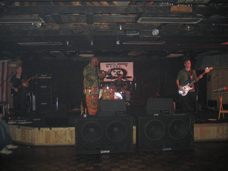 Seven7-Shakerz11-22-08 065